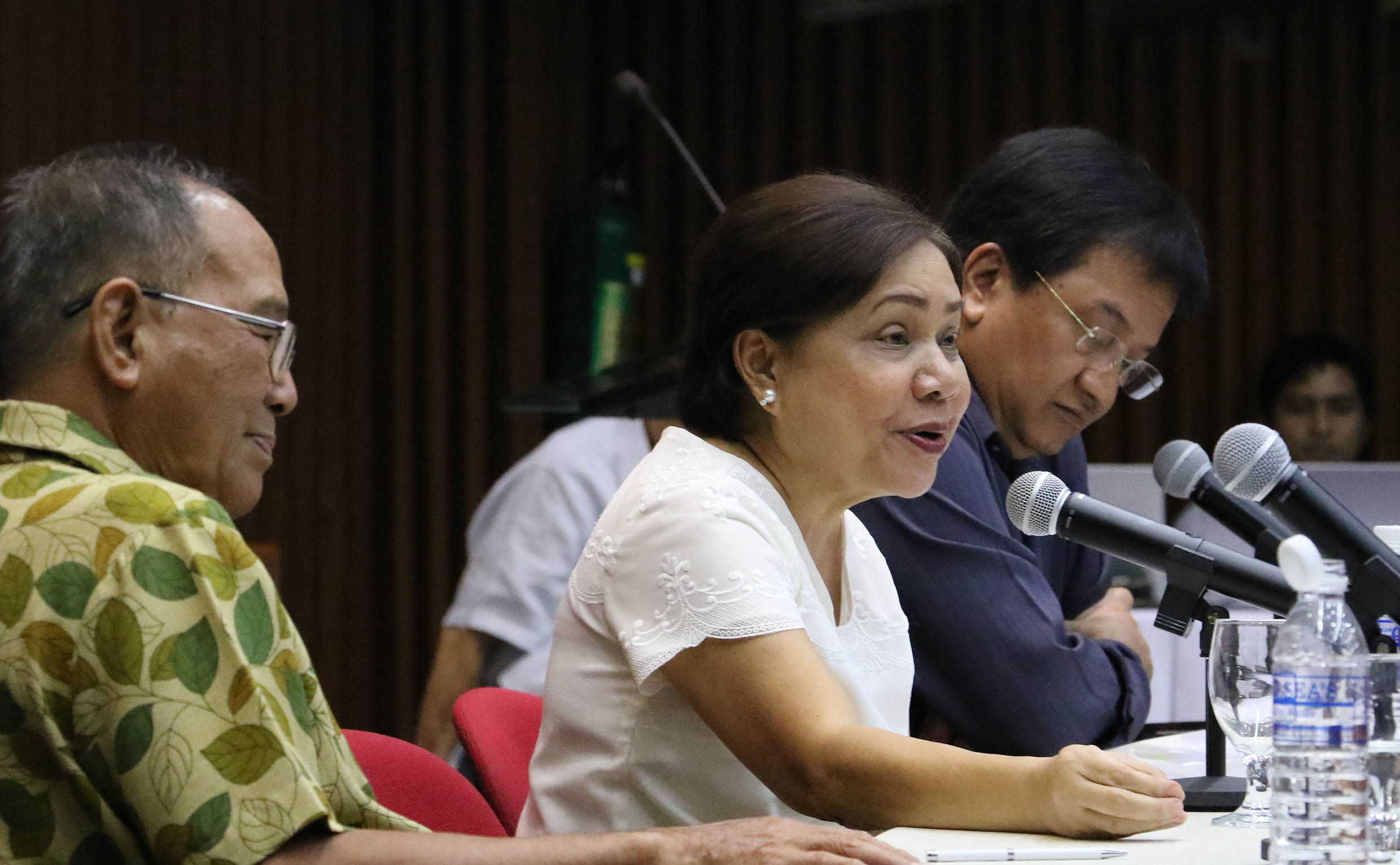 Thought leaders hold agri modernization dialogue with Sen. Villar