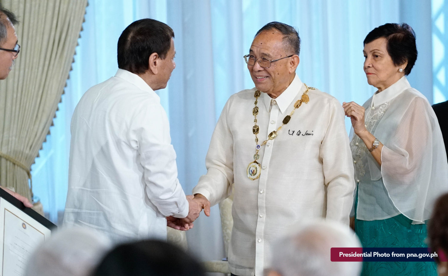 Dr. Emil Javier receives Nat’l Scientist title in Malacañan